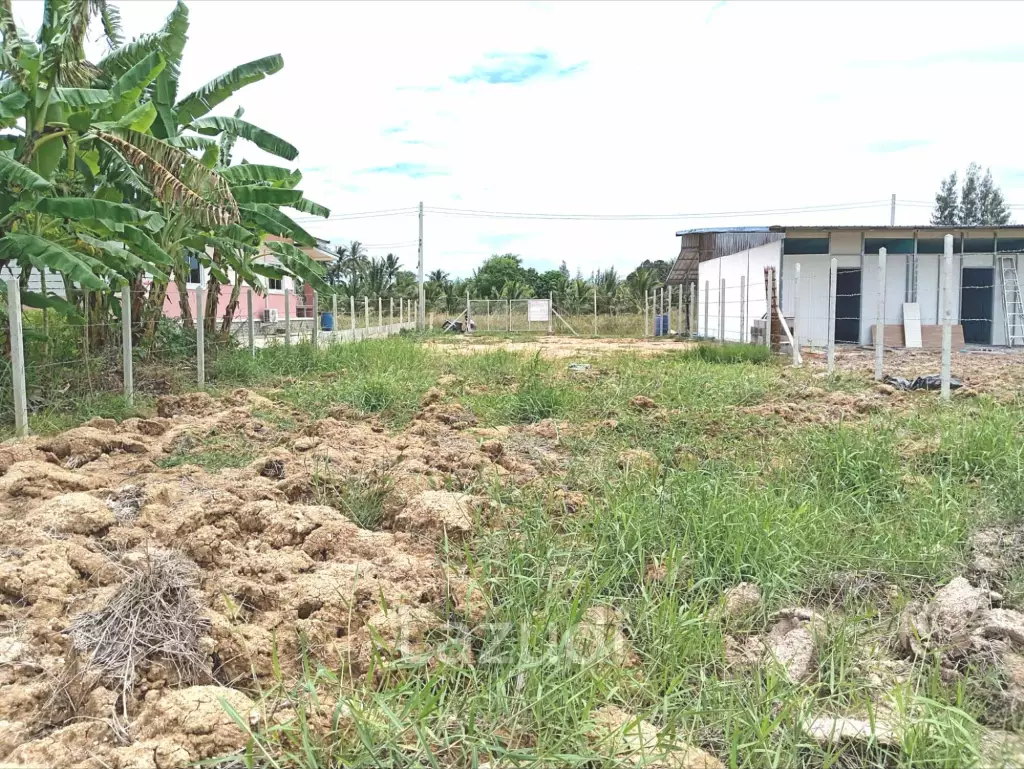 Thap Tai: Urgent, 432 SQM Land for Sale only 800 000