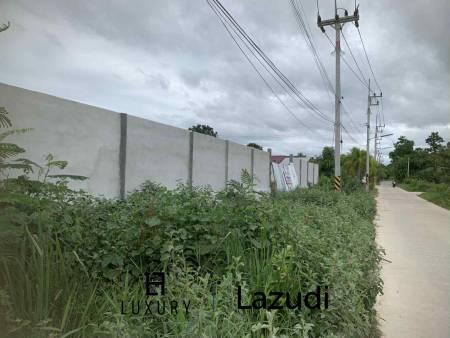 Thap Tai, Soi 88: Land for Sale 1082 SQM Prime Location