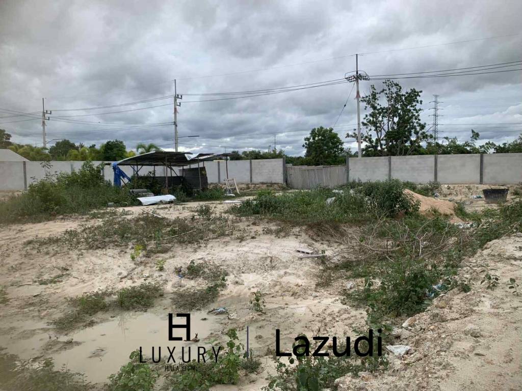 Thap Tai, Soi 88: Land for Sale 1082 SQM Prime Location
