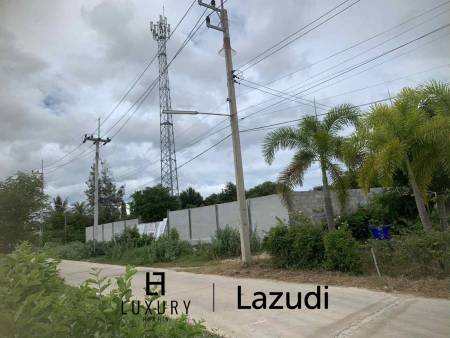 Thap Tai, Soi 88: Land for Sale 1082 SQM Prime Location