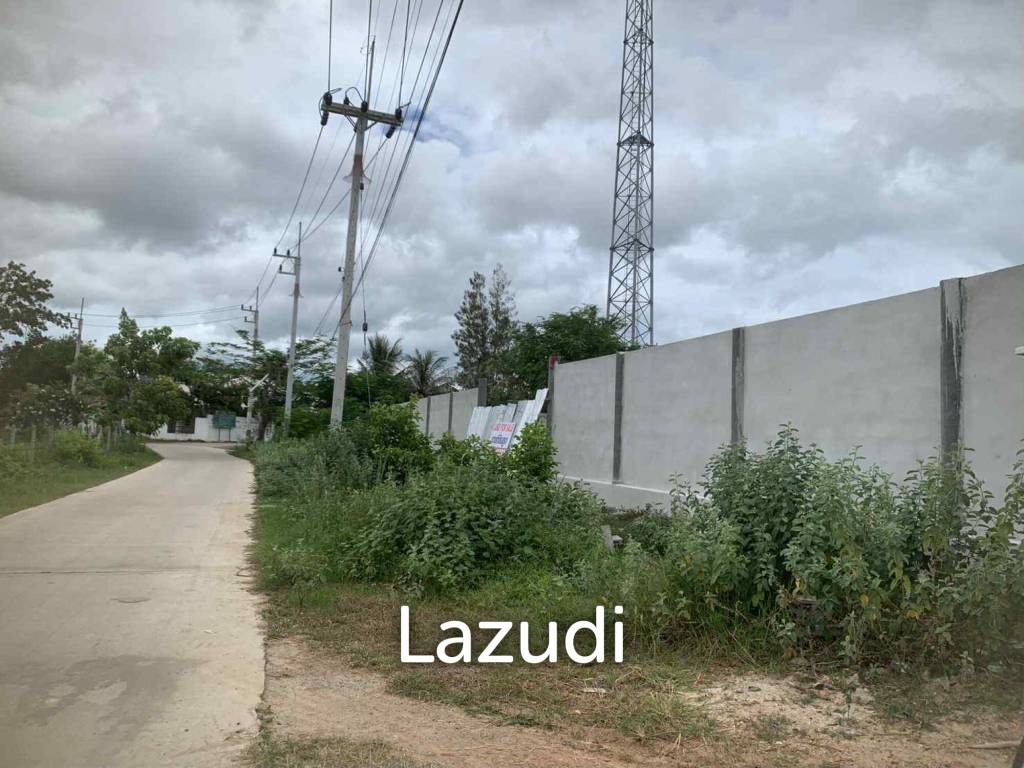 Thap Tai, Soi 88: Land for Sale 1082 SQM Prime Location