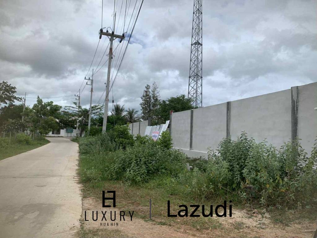 Thap Tai, Soi 88: Land for Sale 1082 SQM Prime Location