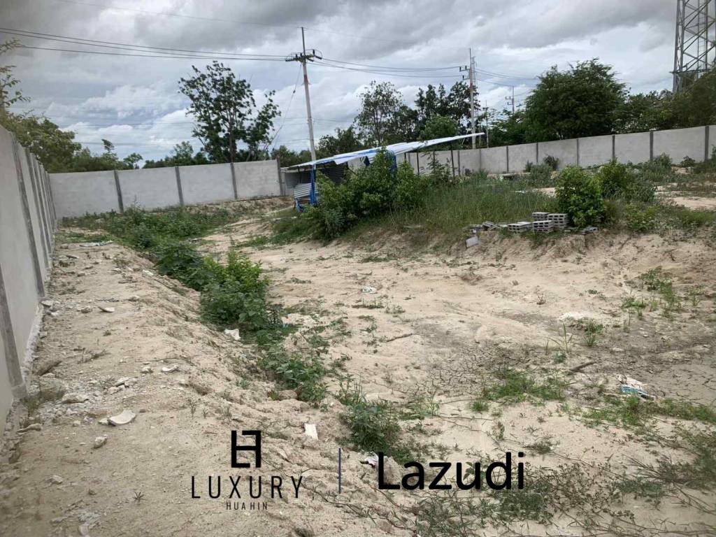 Thap Tai, Soi 88: Land for Sale 1082 SQM Prime Location