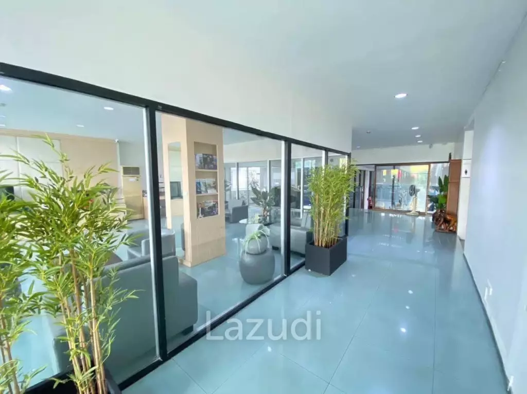 Prime Showroom & Service Center for Lease – High Visibility on Mengjai Road