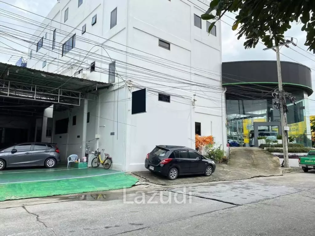 Prime Showroom & Service Center for Lease – High Visibility on Mengjai Road