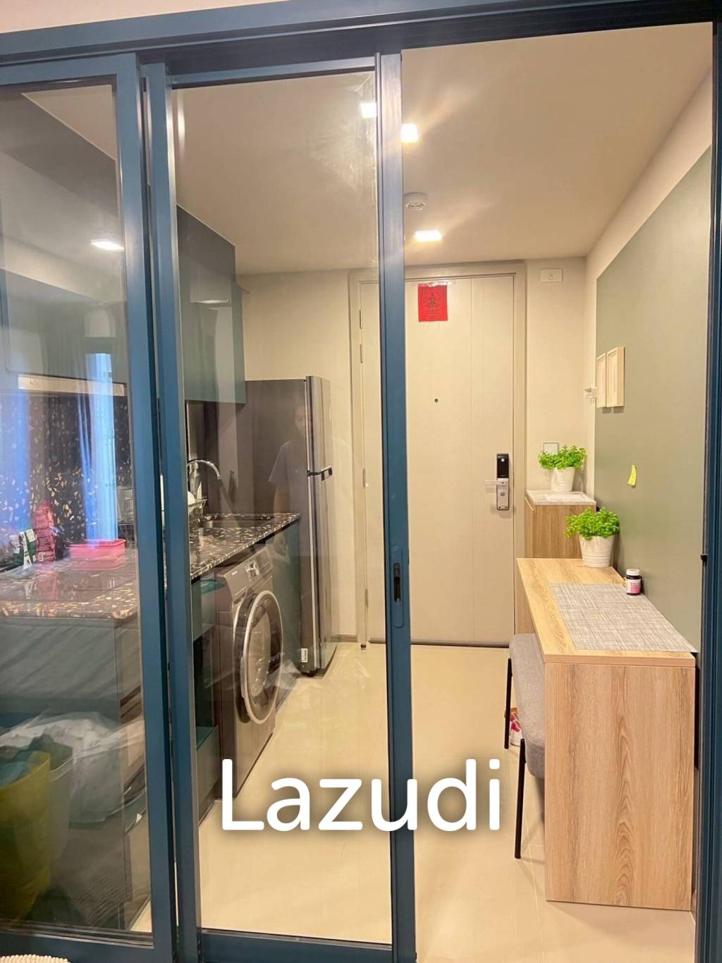 1 Bedroom 1 Bathroom 27.5 Sq.m THE BASE Sukhumvit 50