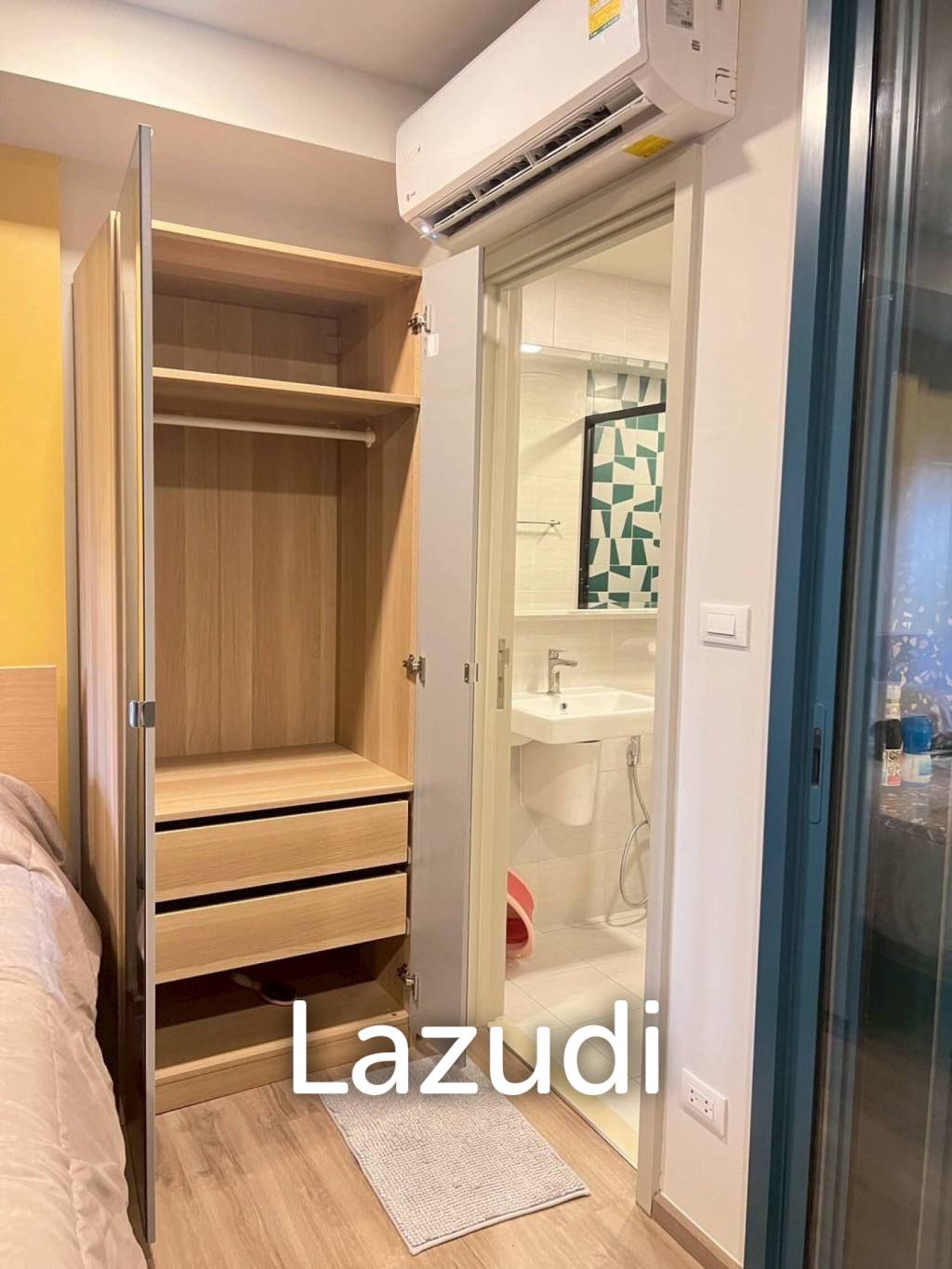 1 Bedroom 1 Bathroom 27.5 Sq.m THE BASE Sukhumvit 50