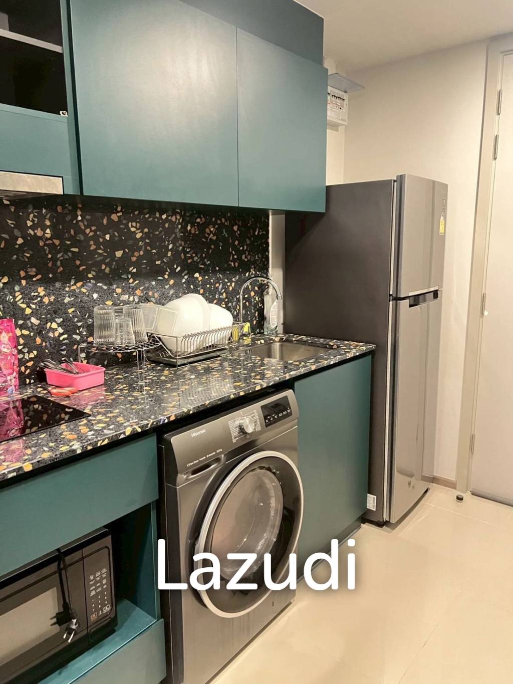 1 Bedroom 1 Bathroom 27.5 Sq.m THE BASE Sukhumvit 50