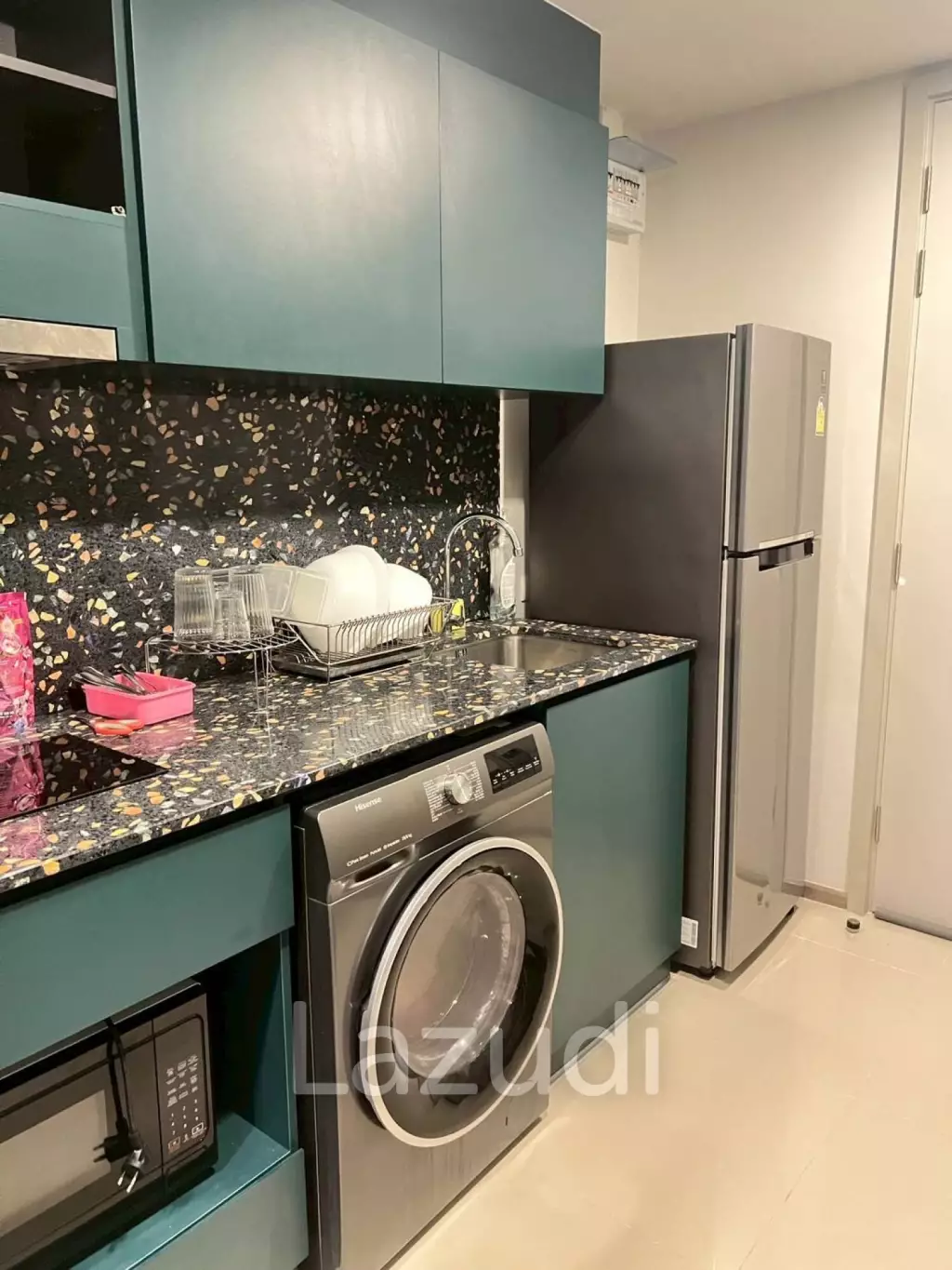 1 Bedroom 1 Bathroom 27.5 Sq.m THE BASE Sukhumvit 50