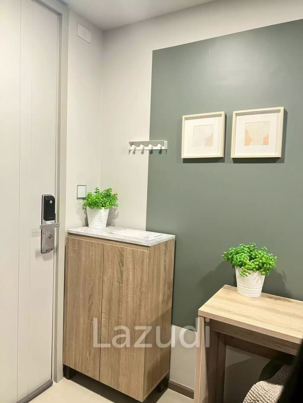 1 Bedroom 1 Bathroom 27.5 Sq.m THE BASE Sukhumvit 50