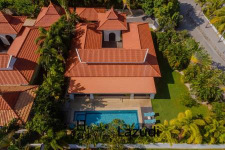 BelVida Estates : Elegant Renovated 4-Bed Pool Villa with Private Pool and Lush Garden