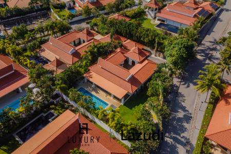 BelVida Estates : Elegant Renovated 4-Bed Pool Villa with Private Pool and Lush Garden