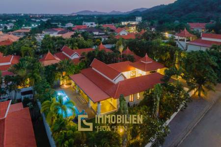 komplett renoviert / hochwertige Möbel / Golfmitgliedschaft / moderne europäische Küche