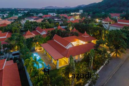 BelVida Estates : Elegant Renovated 4-Bed Pool Villa with Private Pool and Lush Garden