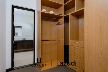 BelVida Estates : Elegant Renovated 4-Bed Pool Villa with Private Pool and Lush Garden