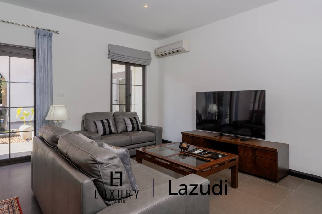 BelVida Estates : Elegant Renovated 4-Bed Pool Villa with Private Pool and Lush Garden