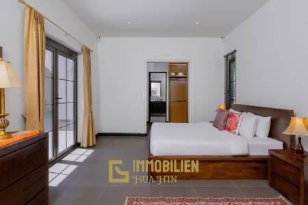 komplett renoviert / hochwertige Möbel / Golfmitgliedschaft / moderne europäische Küche