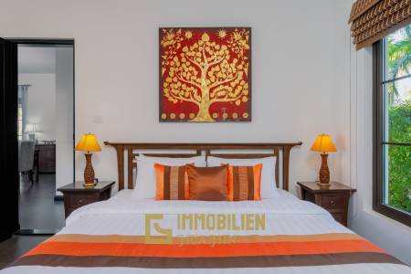 komplett renoviert / hochwertige Möbel / Golfmitgliedschaft / moderne europäische Küche