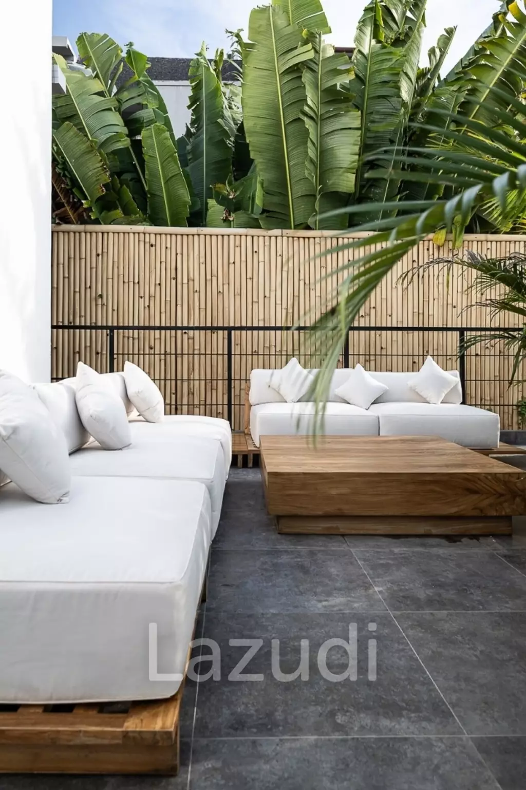 Premium 3-Bedroom villa 300m from Batu Bolong Beach – Canggu