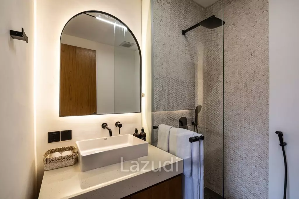 Premium 3-Bedroom villa 300m from Batu Bolong Beach – Canggu