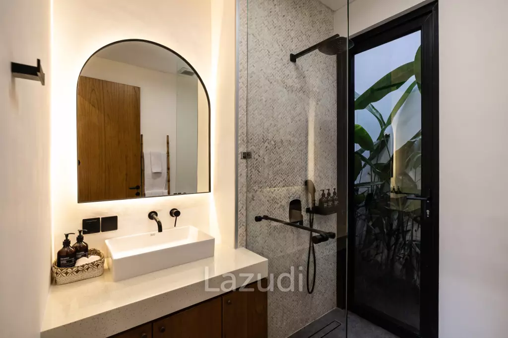 Premium 3-Bedroom villa 300m from Batu Bolong Beach – Canggu