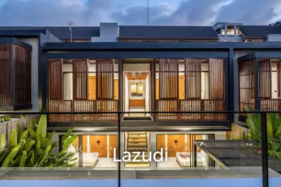 Grand 4-Bedroom Villa – Steps from Batu Bolong Beach, Canggu