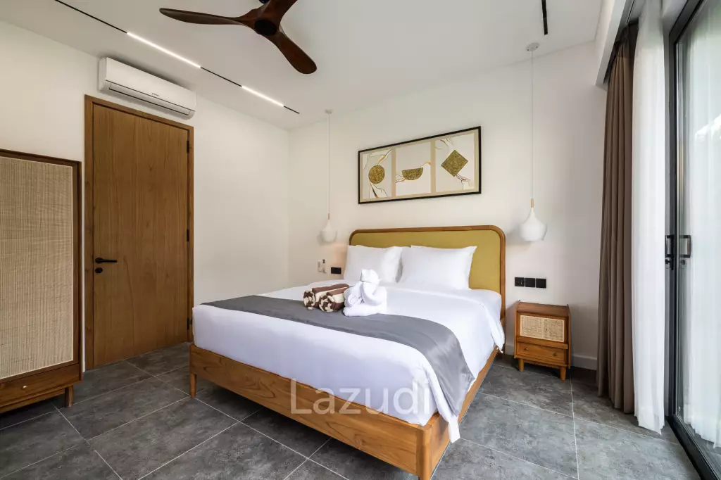 Premium 7-Bedroom Villa – Steps from Batu Bolong Beach, Canggu