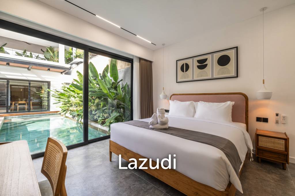 Premium 7-Bedroom Villa – Steps from Batu Bolong Beach, Canggu