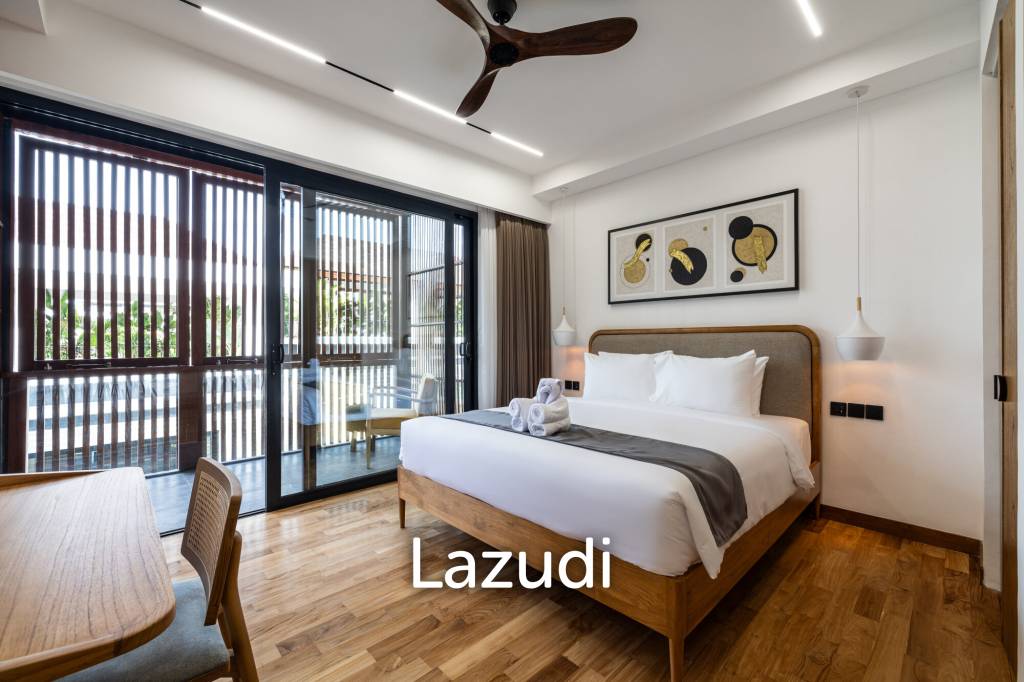 Premium 7-Bedroom Villa – Steps from Batu Bolong Beach, Canggu