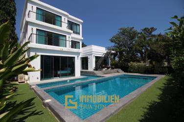 Luxuriöse moderne Strandvilla in Hua Hin in der Nähe des Flughafens