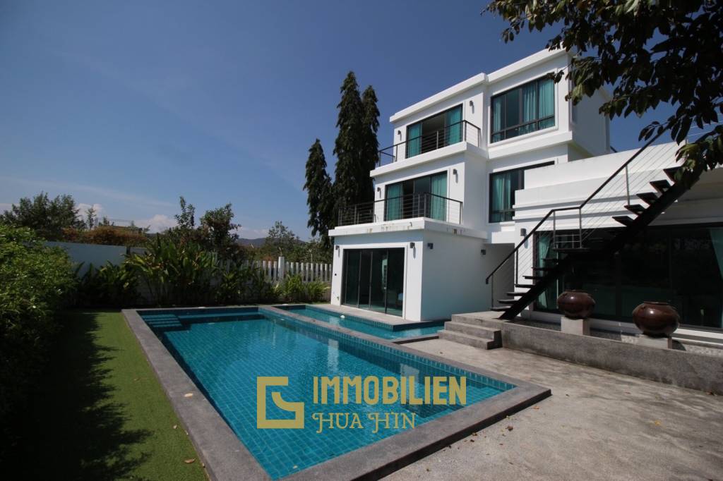 Luxuriöse moderne Strandvilla in Hua Hin in der Nähe des Flughafens