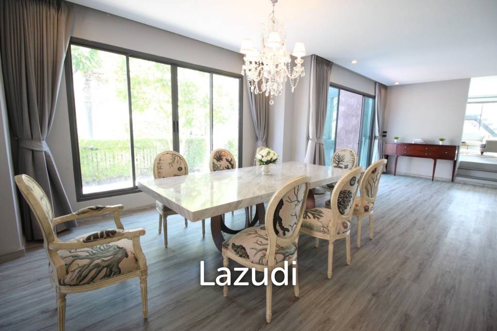 Luxury Modern Beachfront Villa in Hua Hin