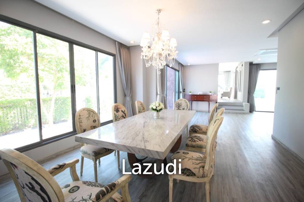 Luxury Modern Beachfront Villa in Hua Hin