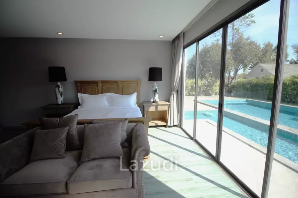 Luxury Modern Beachfront Villa in Hua Hin