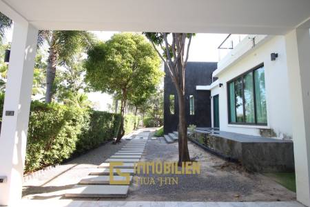 Luxuriöse moderne Strandvilla in Hua Hin in der Nähe des Flughafens