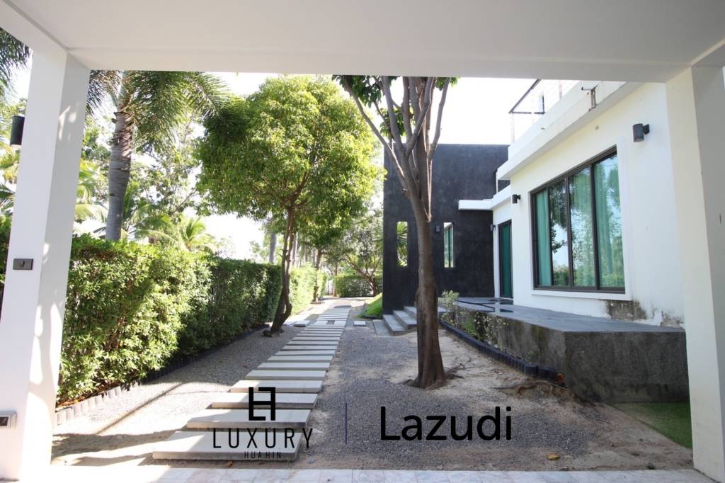 บ้านเดี่ยว 3 ชั้นหรูหราในหัวหินพร้อมสระว่ายน้ำส่วนตัว ใกล้สนามบินหัวหิน