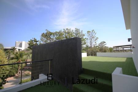 บ้านเดี่ยว 3 ชั้นหรูหราในหัวหินพร้อมสระว่ายน้ำส่วนตัว ใกล้สนามบินหัวหิน