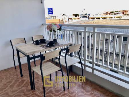 voll möbliert / offener Grundriss / Balkon