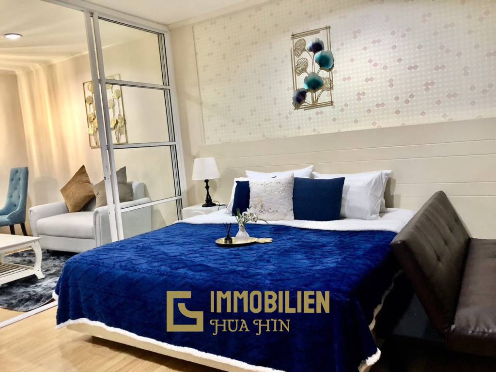 voll möbliert / offener Grundriss / Balkon