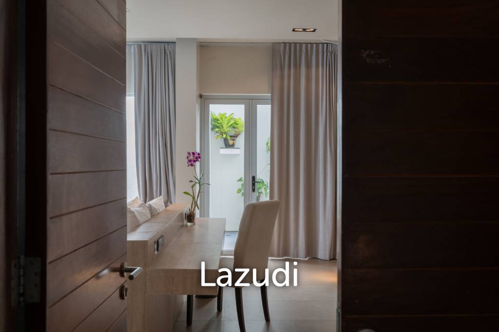 Panoramic Sea-View Cliff-Top Pool Villa, Walking Distance to Surin Beach