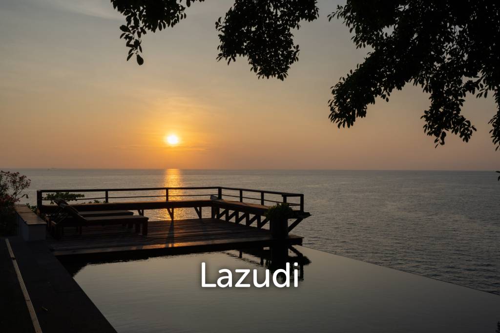 Panoramic Sea-View Cliff-Top Pool Villa, Walking Distance to Surin Beach