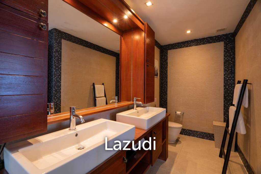 Panoramic Sea-View Cliff-Top Pool Villa, Walking Distance to Surin Beach