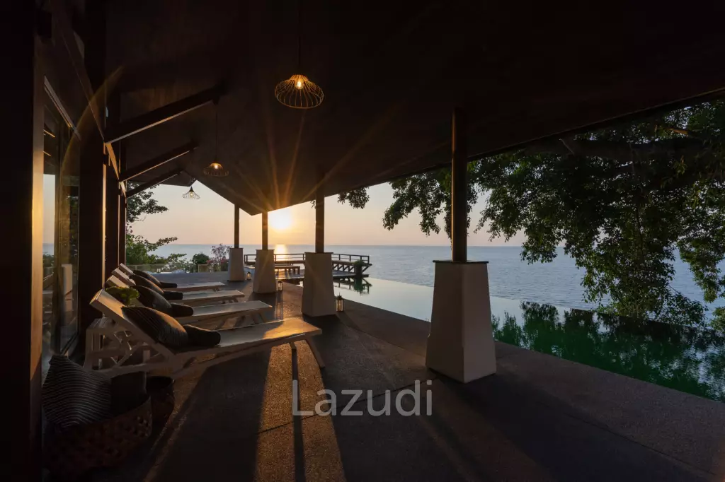 Panoramic Sea-View Cliff-Top Pool Villa, Walking Distance to Surin Beach