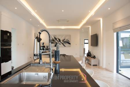3 Bed 2.5 Bath 185 SQ,M Mali Vista, Villa Deluxe Plus