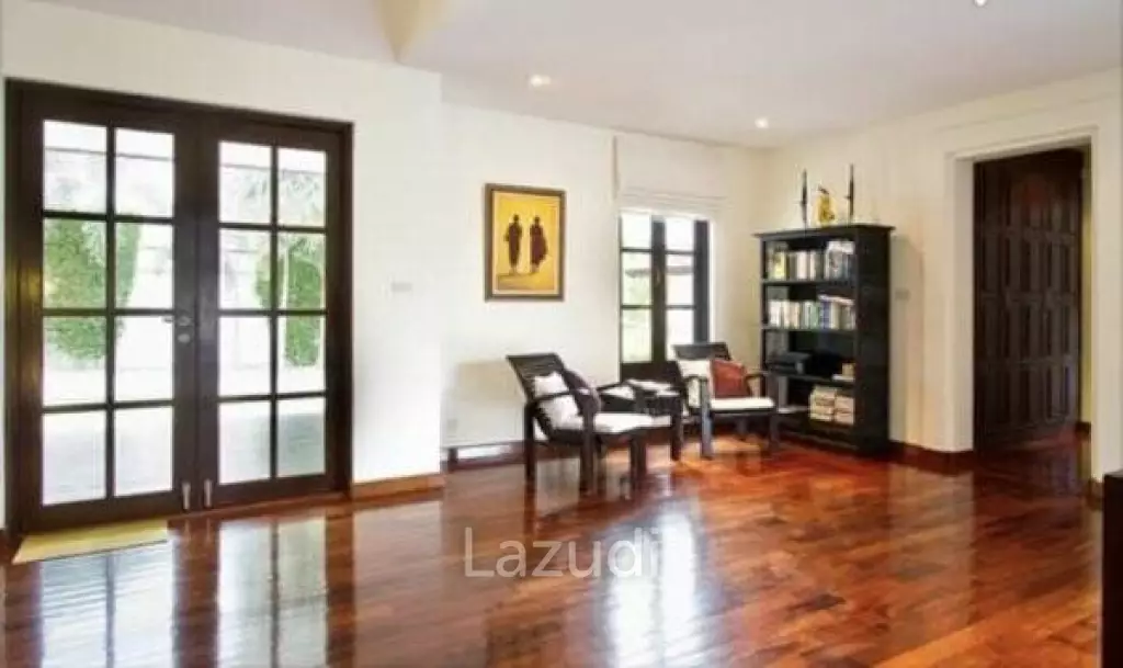 HUNSA RESIDENCE: High Quality Balinese Pool Villa