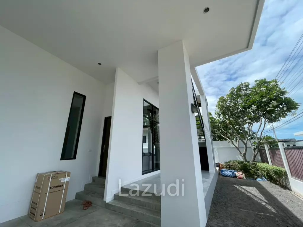 We by Sirin: 3 beds, 2 baths in prime location