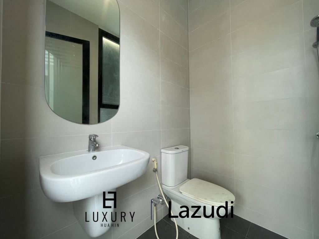 We by Sirin: 3 beds, 2 baths in prime location