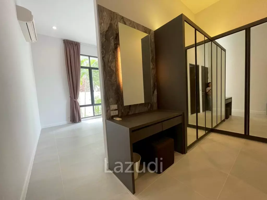 We by Sirin: 3 beds, 2 baths in prime location