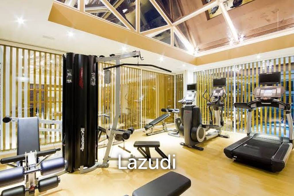 Serviced Tropical Resort Living  |  Daily Yoga  |  3 Minutes from Beach