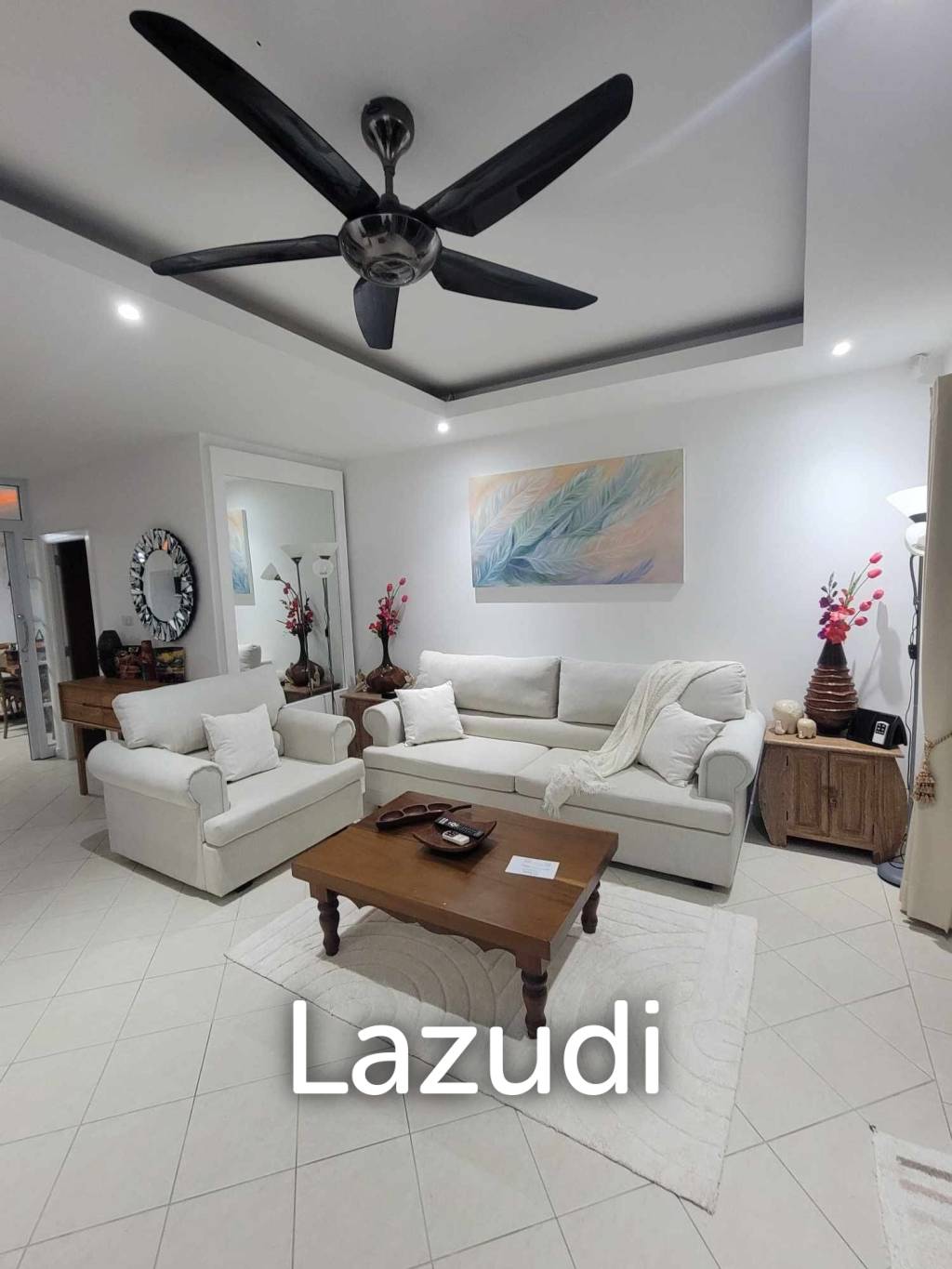 Serviced Tropical Resort Living  |  Daily Yoga  |  3 Minutes from Beach